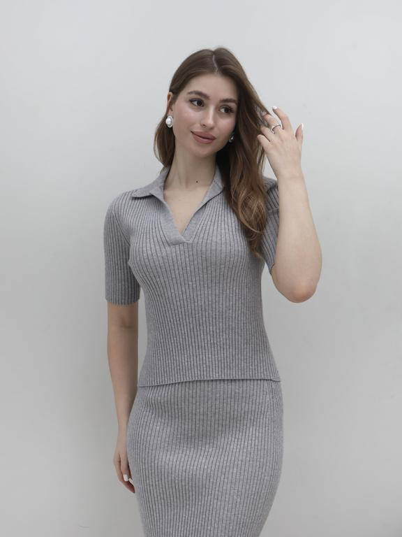 Топ с воротником