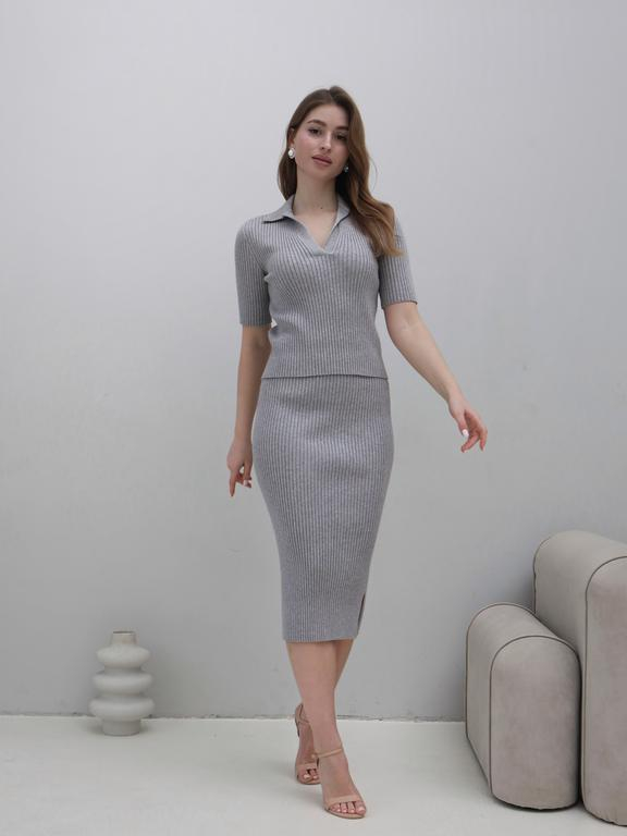 Топ с воротником