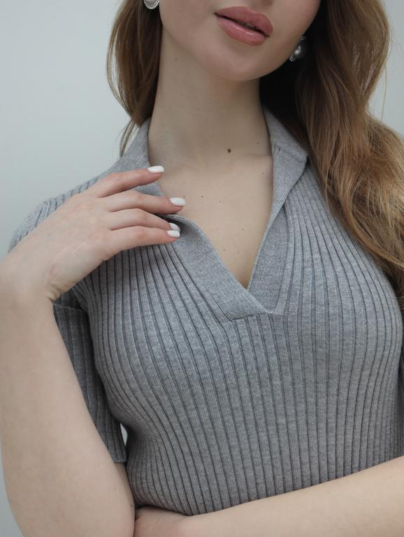 Топ с воротником