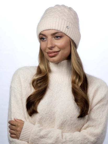 Шапка Рената