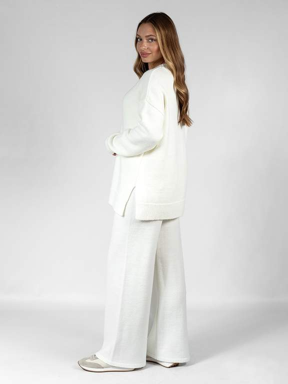 Светр Трикотажний