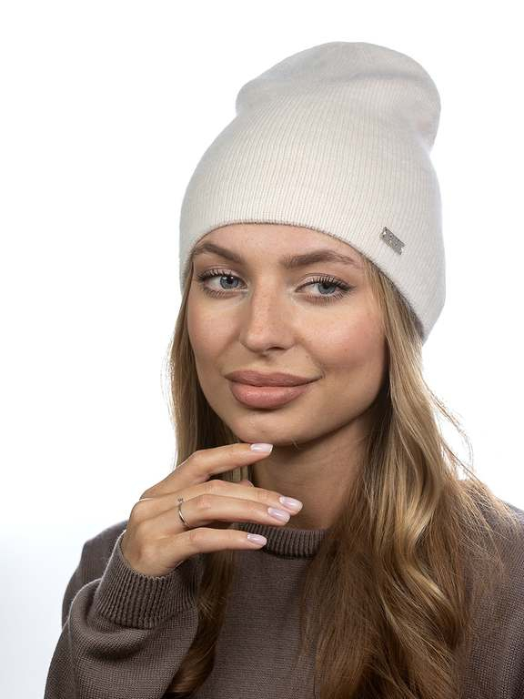 Шапка Лілія