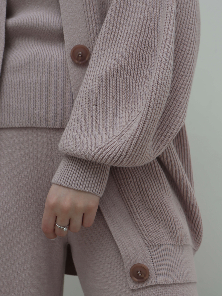 Кардиган з об'ємними рукавами