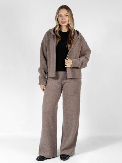 Кофта трикотажная