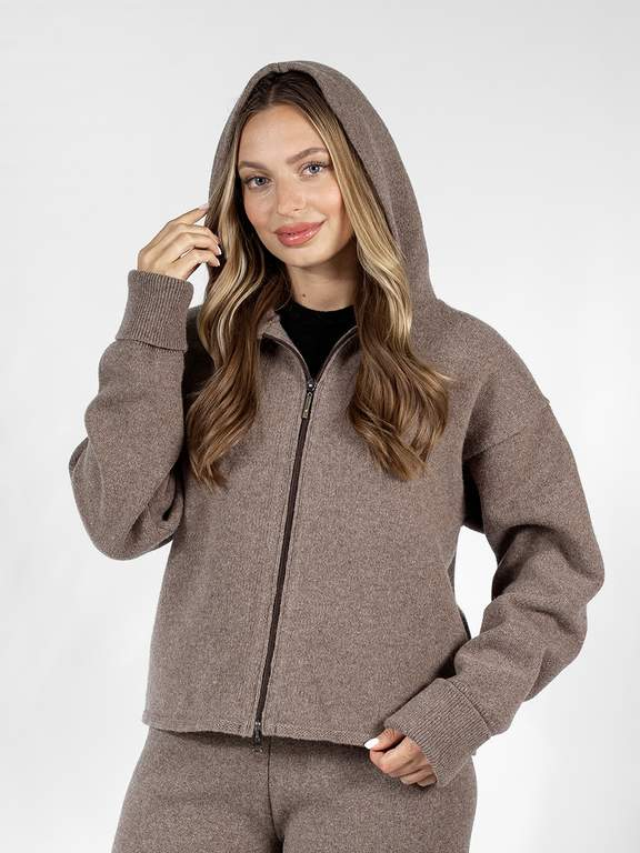 Кофта трикотажная